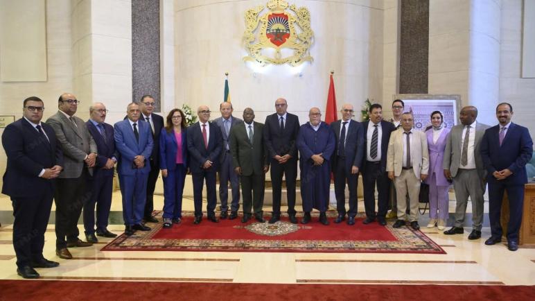السيد ولد الرشيد يستقبل الرئيس السابق لجنوب إفريقيا وزعيم حزب “أومكونتو وي سيزوي” جاكوب زوما