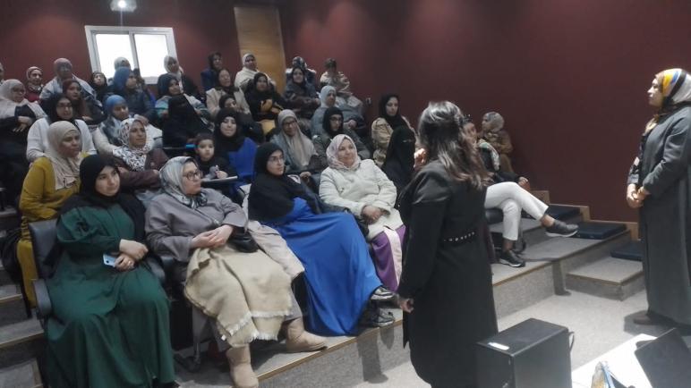 تحت شعار “الإستثمار في المرأة تسريع لوثيرة التقدم” الإحتفاء باليوم العالمي للمرأة بعمالة عين الشق 