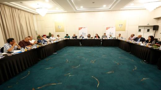 عمدة الدار البيضاء تعقد ندوة الرؤساء تحت شعار: “التعبئة الجماعية من أجل تسريع الأوراش ذات الأولوية”